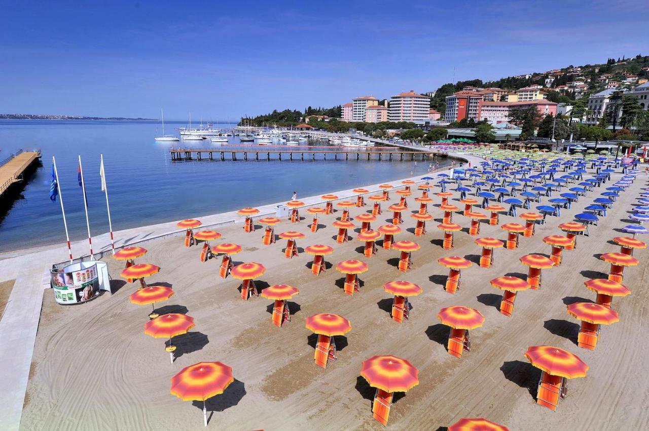 Not For Rent Lägenhet Portorož Exteriör bild